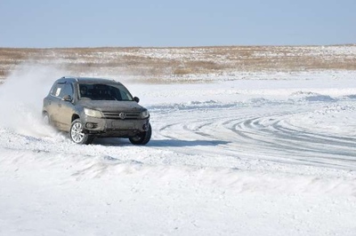 Приглашаем на зимний курс защитного вождения на льду